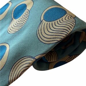 Stylish Blue and Gold Tie